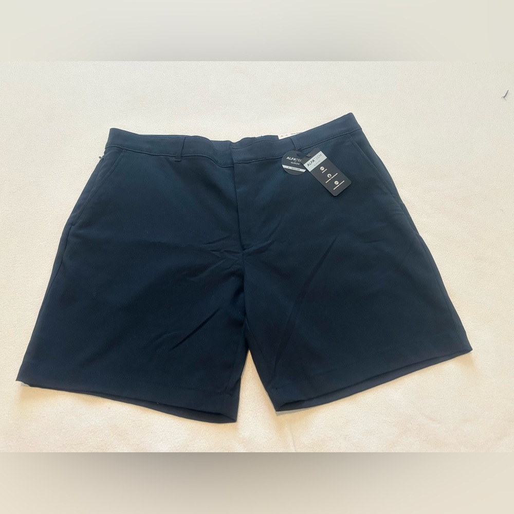 Alfani Alfatech Men’s Stretch Flat Front Tech Shorts Black Size: 40